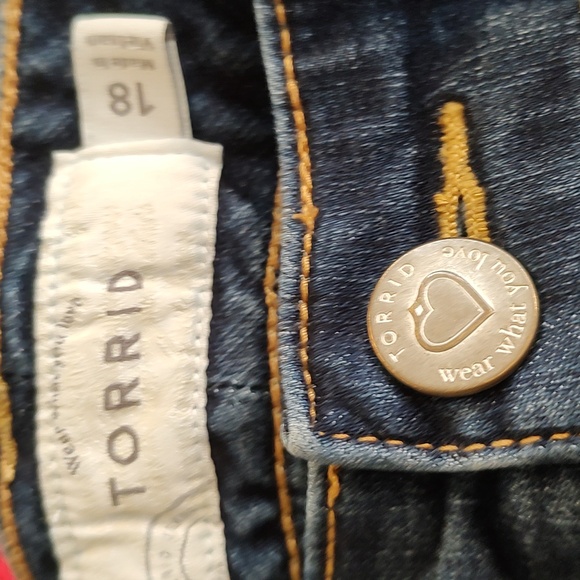 Torrid Jean Shorts - Picture 3 of 4